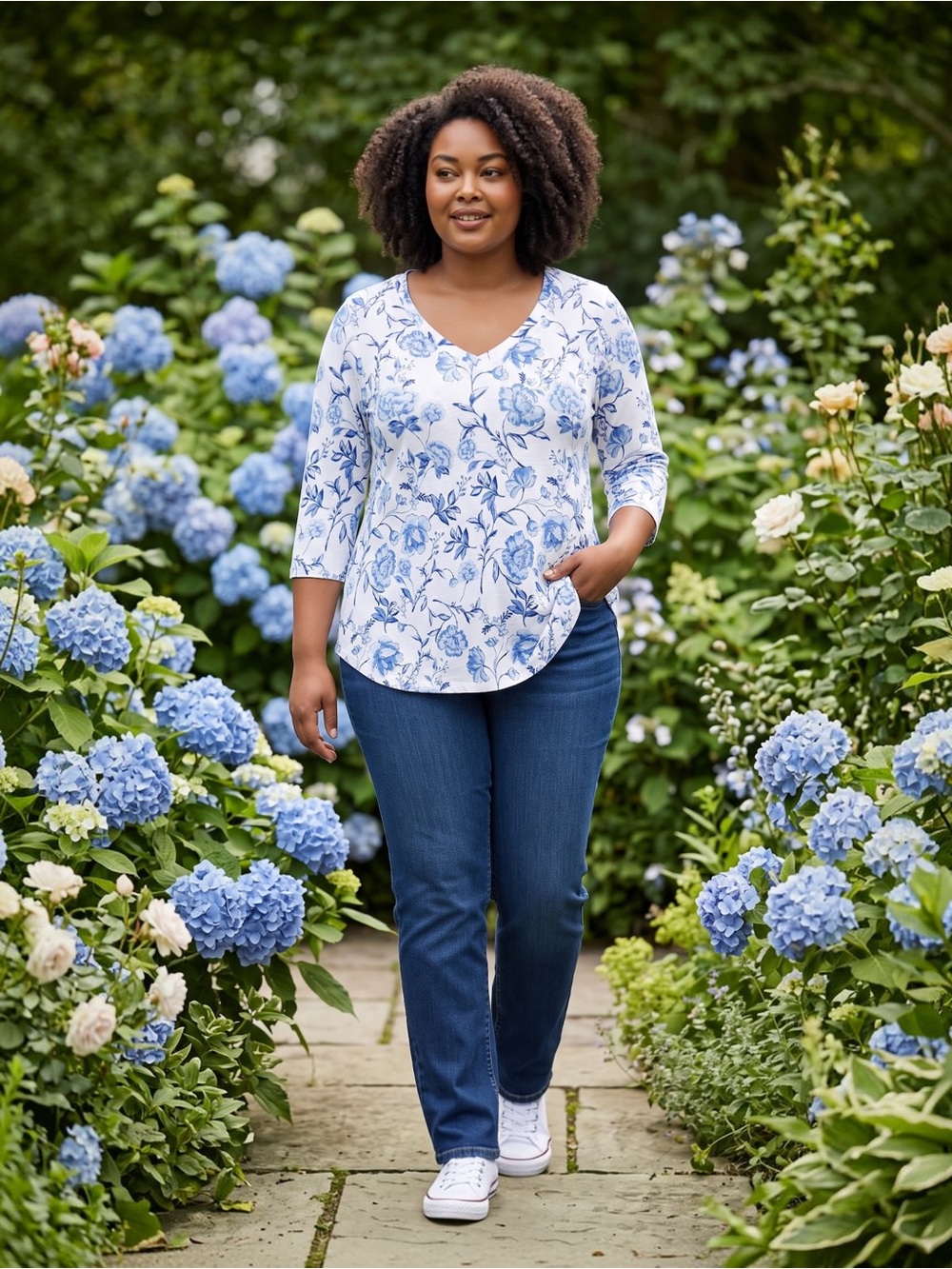 Cynthia Rowley Women's Blue Floral V-Neck Top